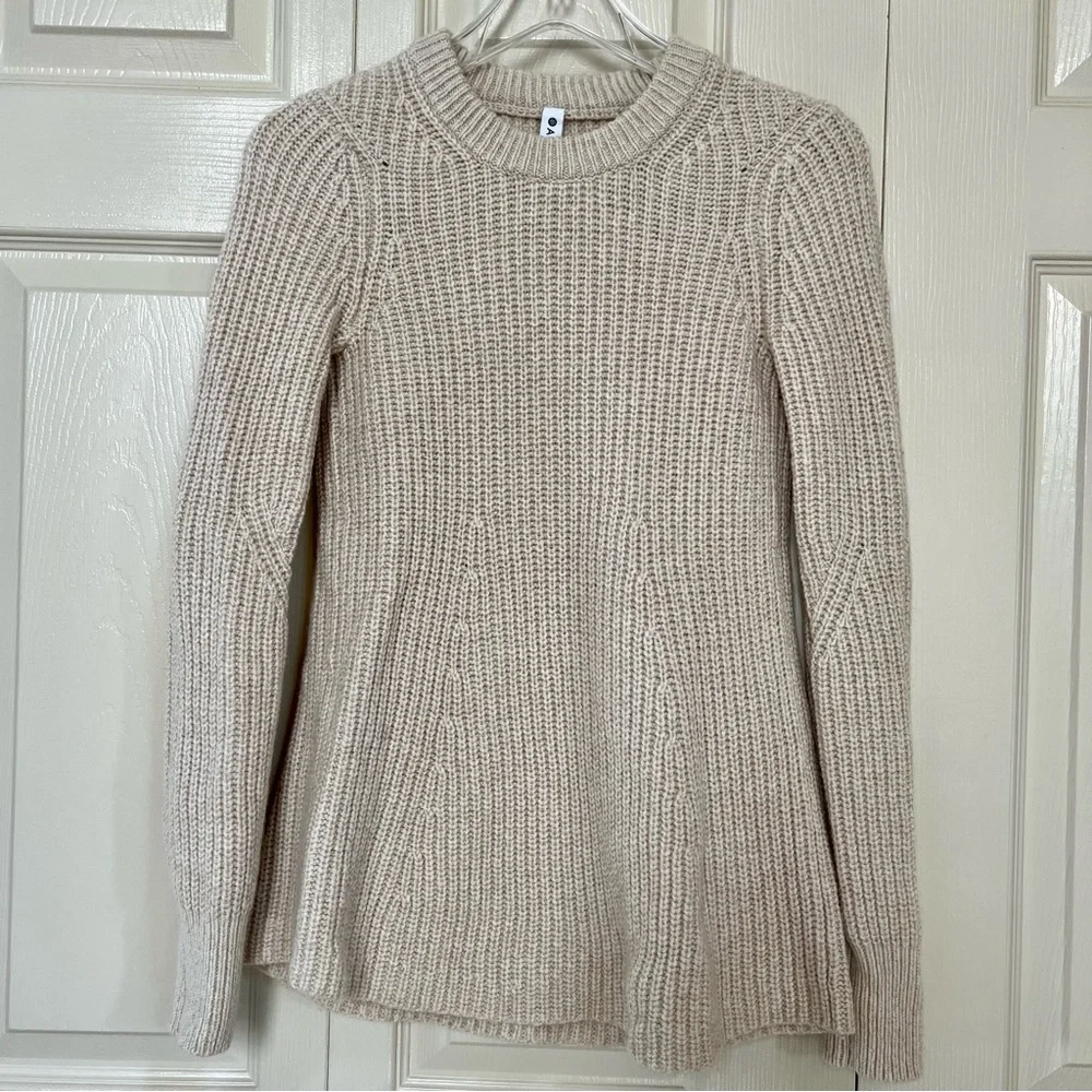 NWOT Athleta Sierra Crew Beige Wool Blend Pullover Sweater - Picture 2 of 16
